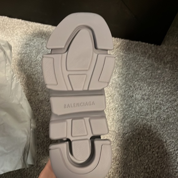 Balenciaga sneaker - Picture 2 of 3